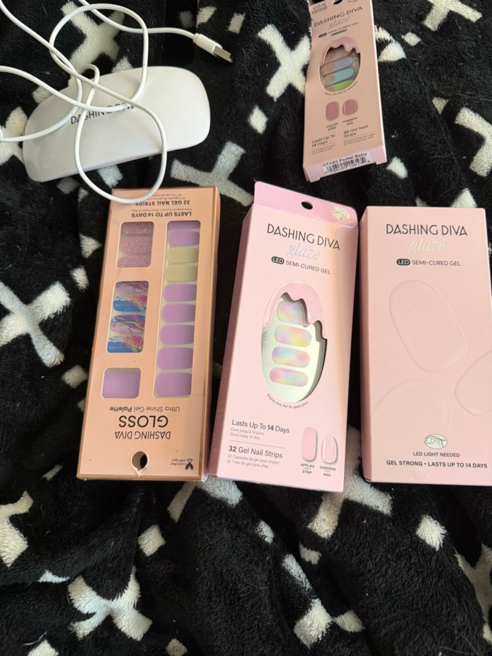 Pink Multi-Color Gel Nail Strips - 32 Count